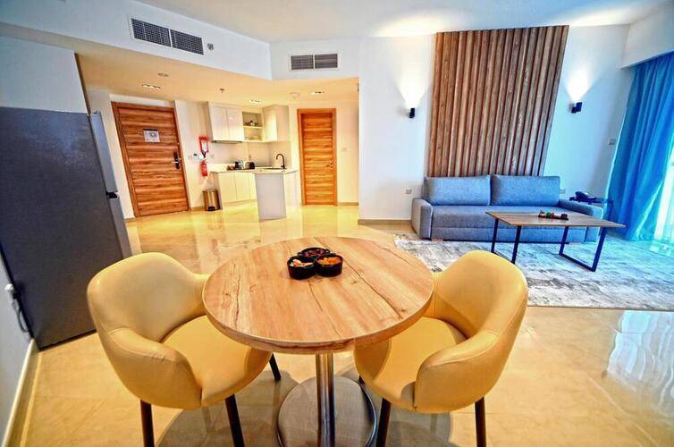 Pyramisa Hotel - Dubai Apartment