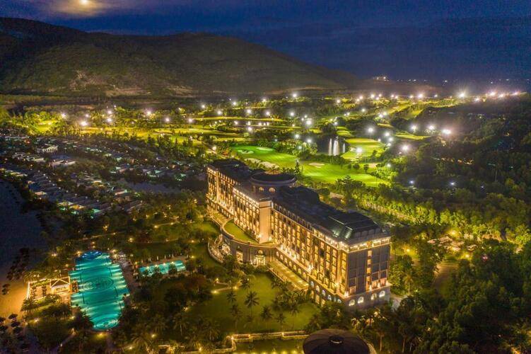Nha Trang Marriott Resort & Spa, Hon Tre Island