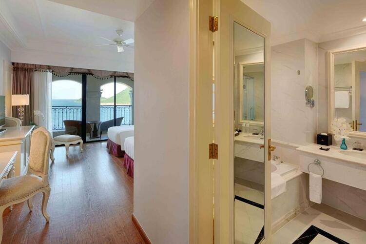 Nha Trang Marriott Resort & Spa, Hon Tre Island