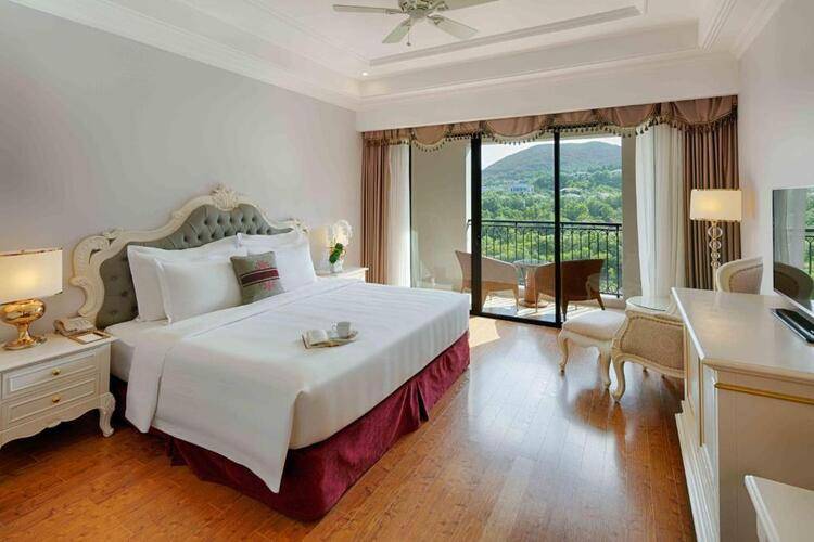 Nha Trang Marriott Resort & Spa, Hon Tre Island