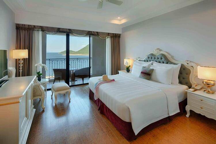 Nha Trang Marriott Resort & Spa, Hon Tre Island