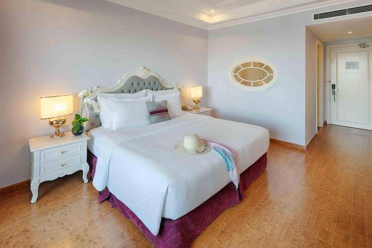 Nha Trang Marriott Resort & Spa, Hon Tre Island