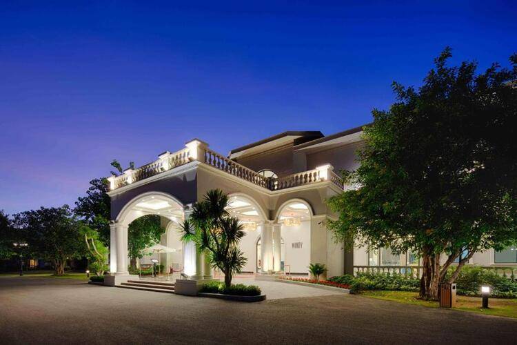 Nha Trang Marriott Resort & Spa, Hon Tre Island