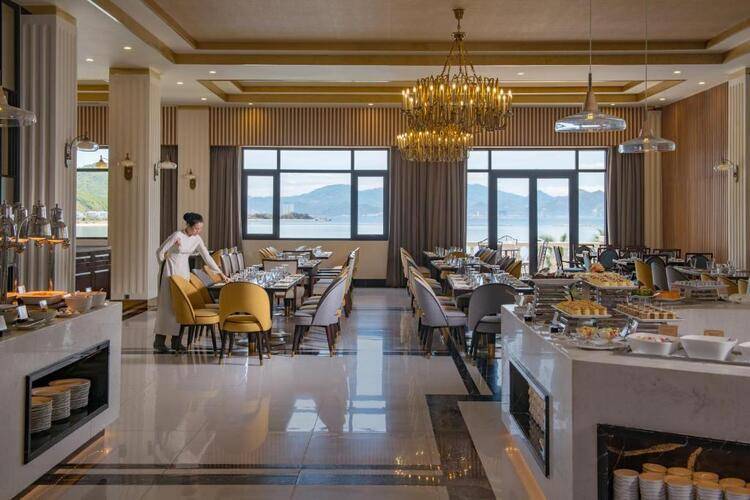 Nha Trang Marriott Resort & Spa, Hon Tre Island