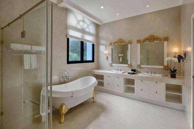 Nha Trang Marriott Resort & Spa, Hon Tre Island
