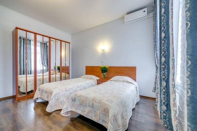 Апартаменты На Улице Правды 22 Park Lane Inn (Парк Лейн Инн)