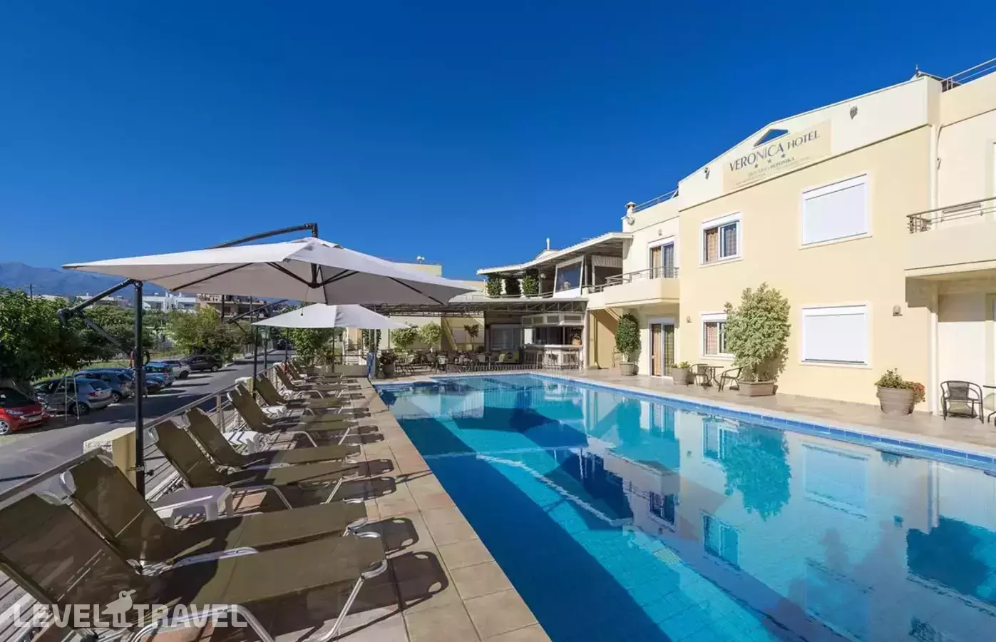 Veronica Hotel Apartments