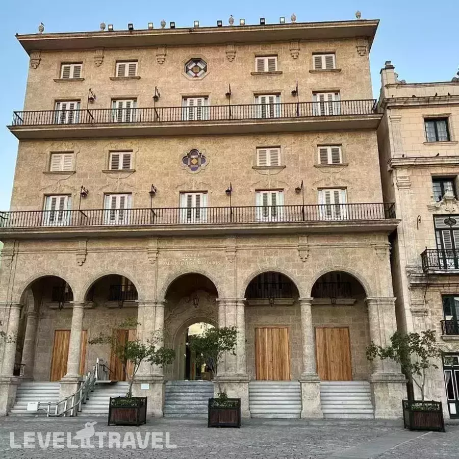 Palacio De Los Corredores