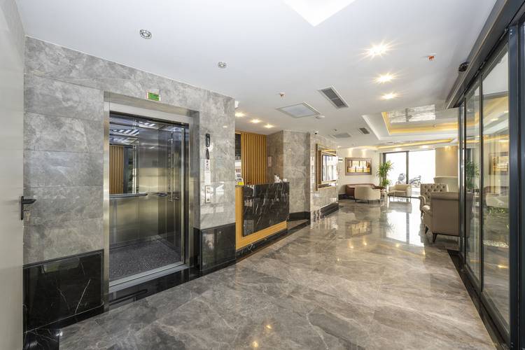 Ravi Hotel