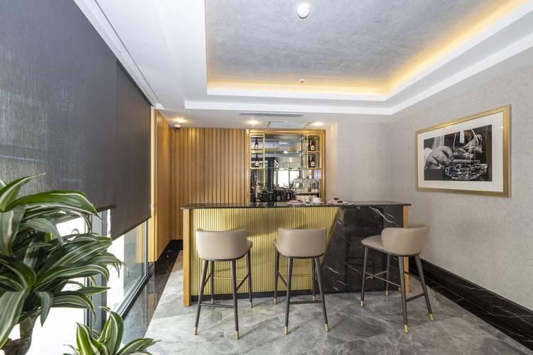 Ravi Hotel