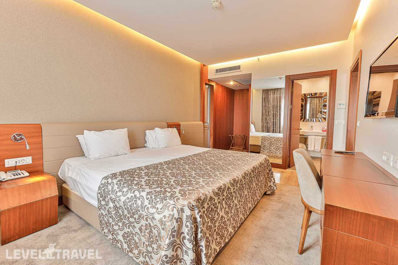 фотографии отеля Ramada Plaza By Wyndham Istanbul Atakoy в Турция(Бакыркёй) - фото №1