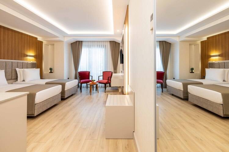 Carina Gold Hotel
