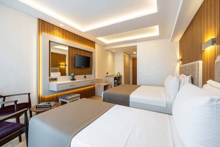 Carina Gold Hotel
