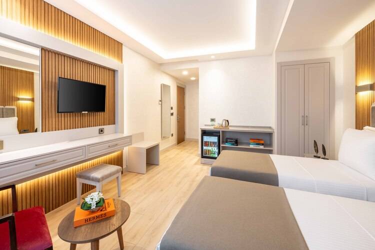Carina Gold Hotel