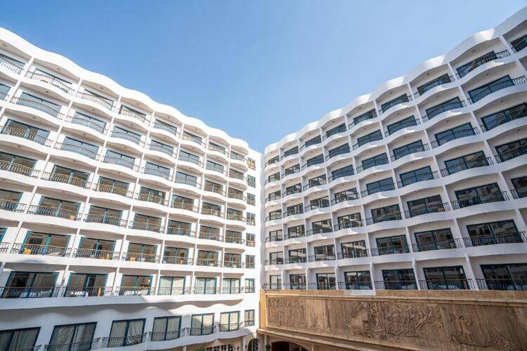 Azal Pyramids Hotel