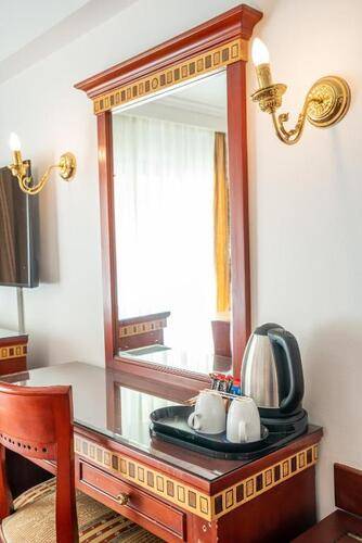 Azal Pyramids Hotel