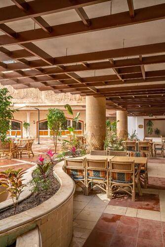Azal Pyramids Hotel