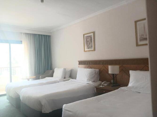 Azal Pyramids Hotel