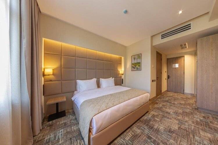 Hayasa Hotel