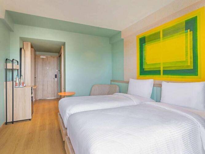 Ibis Styles Vagator