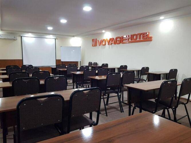 Voyage Hotel