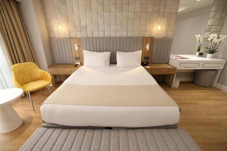 Nova Plaza Prime Hotel
