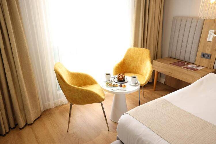 Nova Plaza Prime Hotel