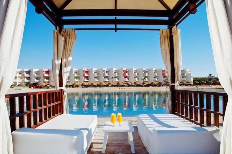 Posh Club By Sunrise Crystal Bay Resort
