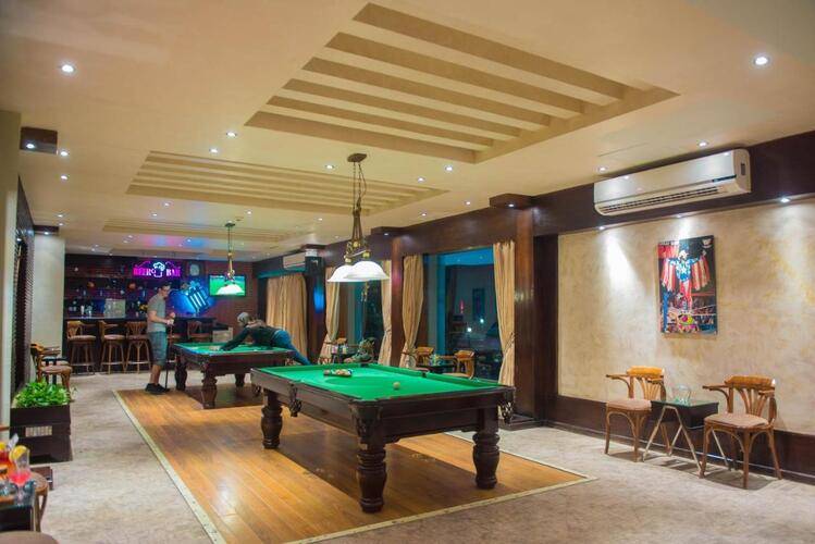 Posh Club By Sunrise Crystal Bay Resort