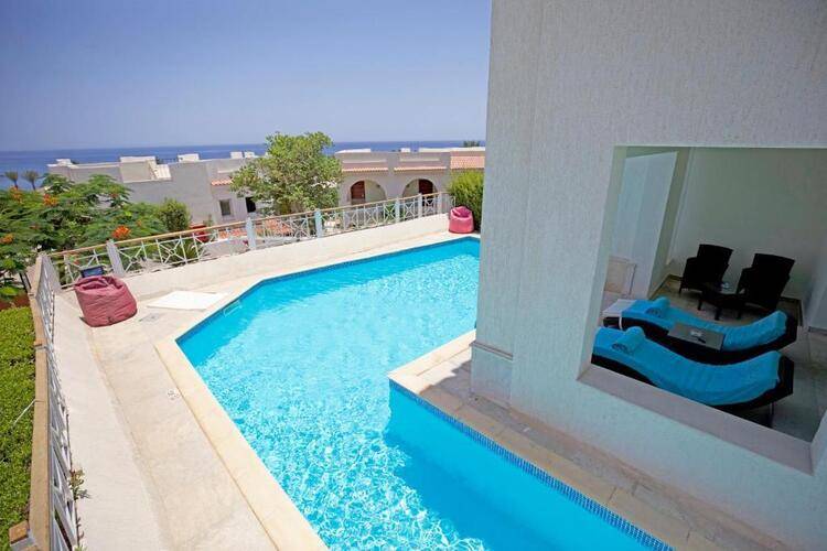 Posh Club By Sunrise Montemare Resort
