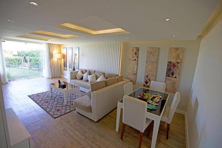 Posh Club By Sunrise Montemare Resort
