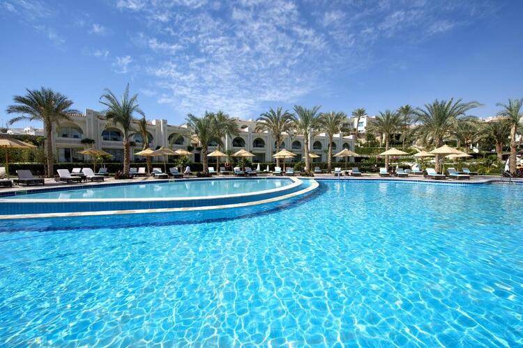 Posh Club By Sunrise Montemare Resort