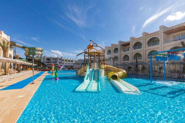 Posh Club By Sunrise Montemare Resort