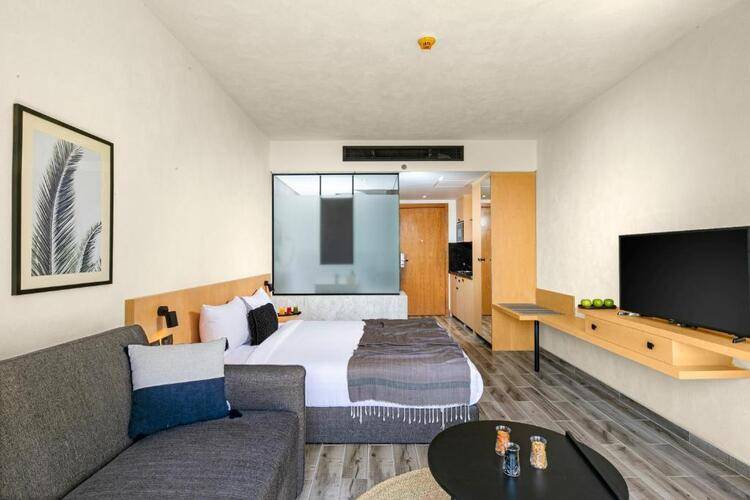 Creek Hotel & Residences El Gouna