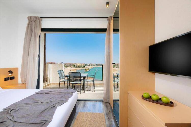 Creek Hotel & Residences El Gouna