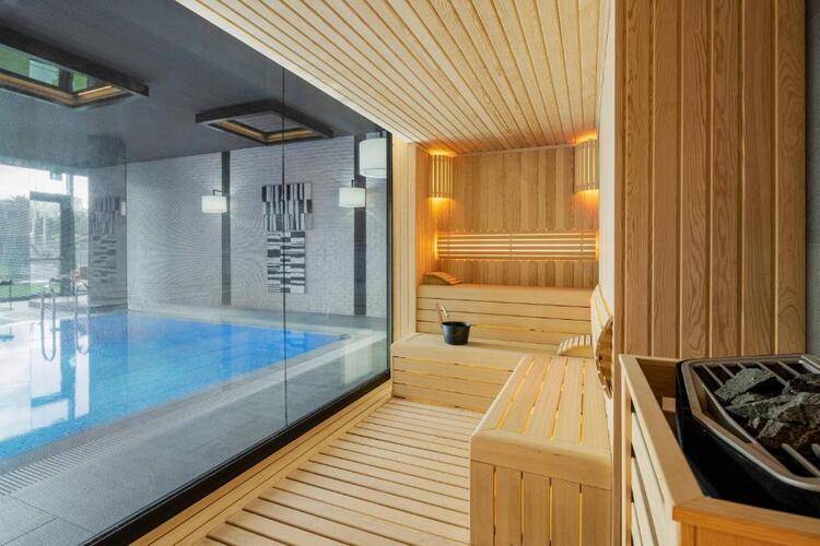 Movenpick Living Istanbul Camlivadi
