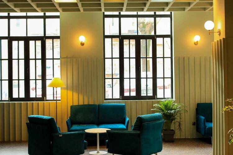Pine Astoria Hotel