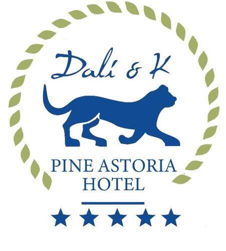 Pine Astoria Hotel