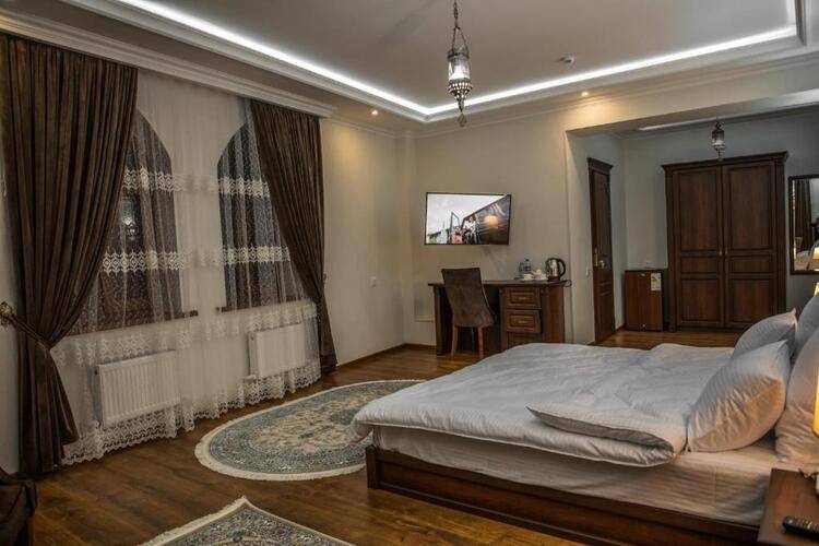 Minor Hotel