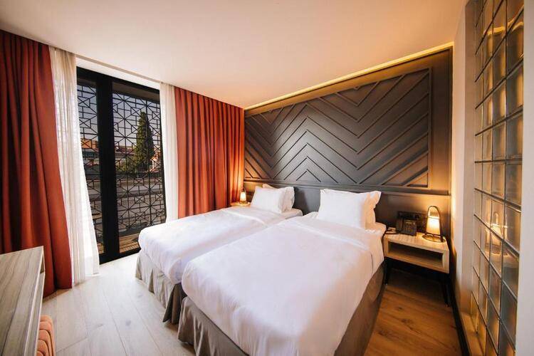 Sandali Metekhi Boutique Hotel