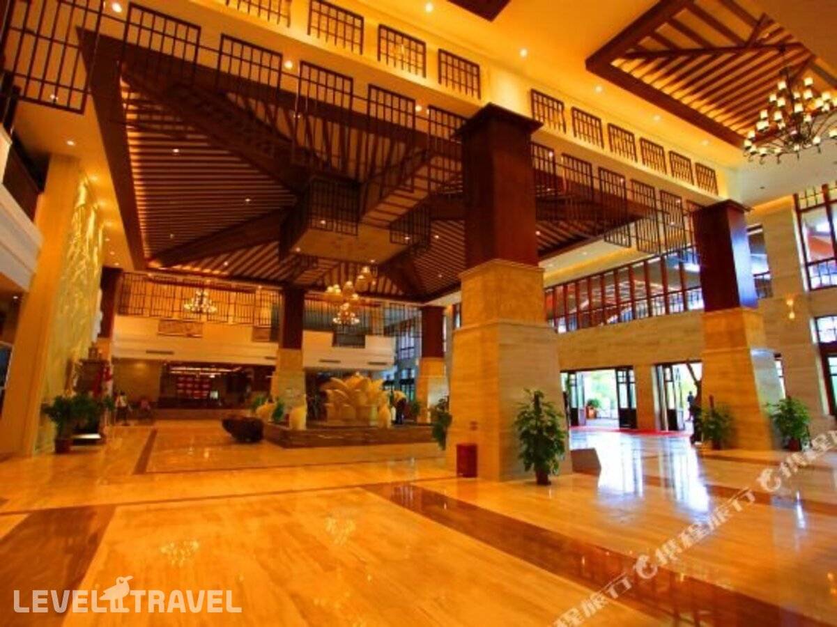 фотографии отеля Oriental Tailong Hotel в Китай(Басуо ) - фото №4