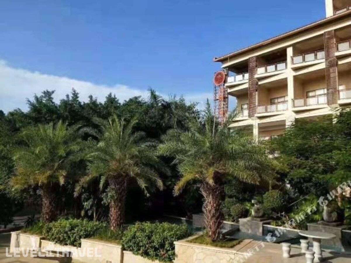 фотографии отеля Oriental Tailong Hotel в Китай(Басуо ) - фото №3