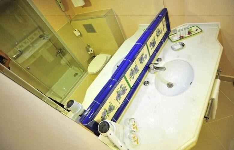 Anemon Izmir Hotel