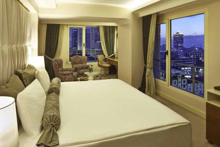Doubletree By Hilton Hotel Izmir - Alsancak