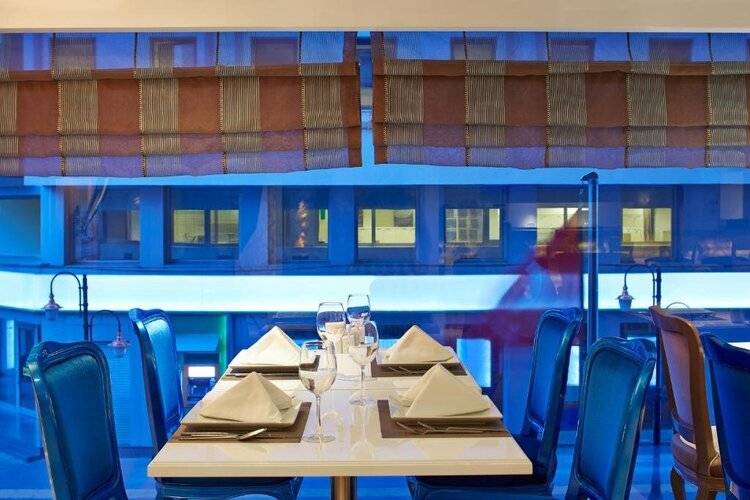 Doubletree By Hilton Hotel Izmir - Alsancak