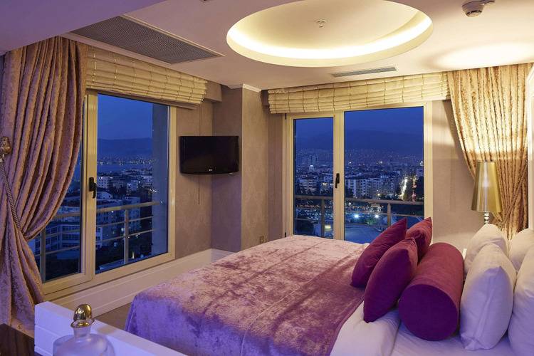 Doubletree By Hilton Hotel Izmir - Alsancak