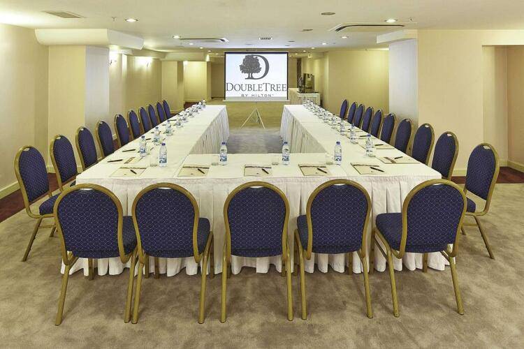 Doubletree By Hilton Hotel Izmir - Alsancak