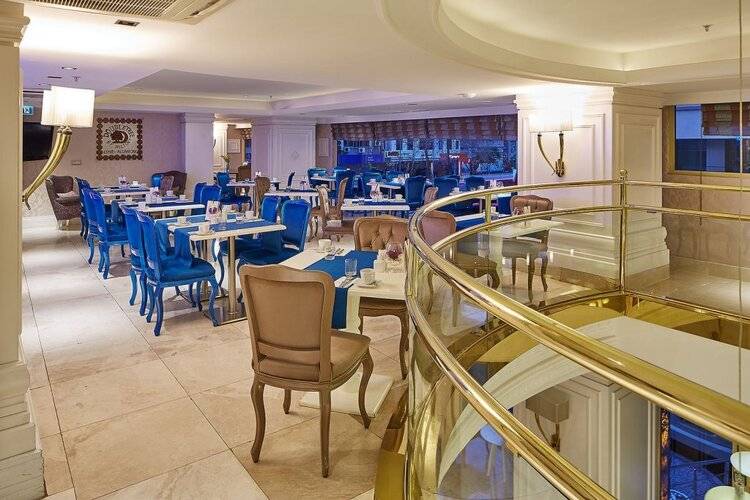 Doubletree By Hilton Hotel Izmir - Alsancak