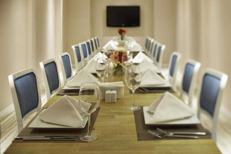 Doubletree By Hilton Hotel Izmir - Alsancak