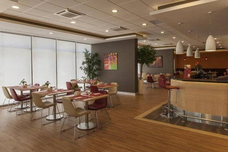 Ibis Izmir Alsancak